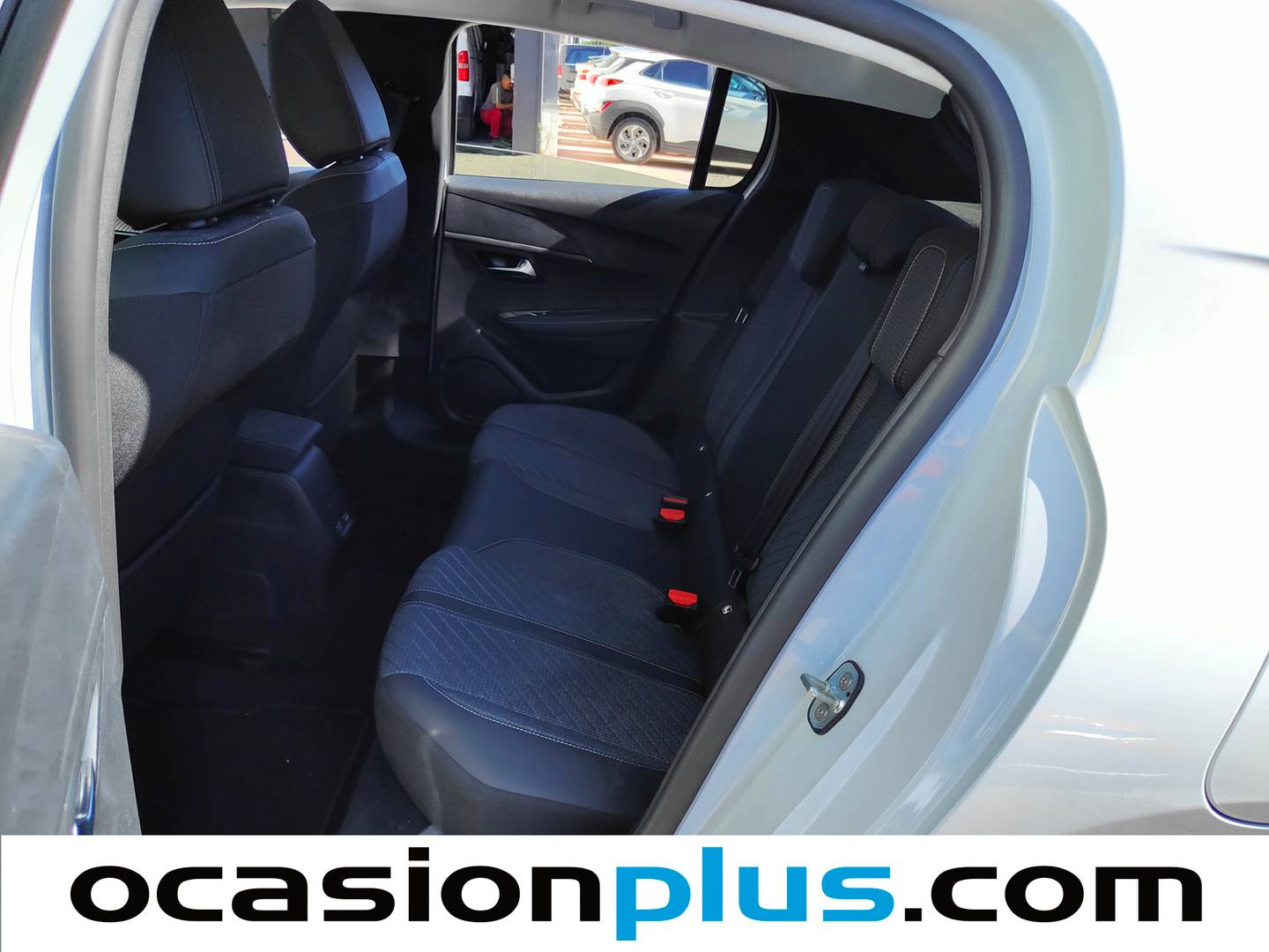 Foto asientos traseros Peugeot 208 Peugeot 208 PureTech 100 Allure (100 CV)