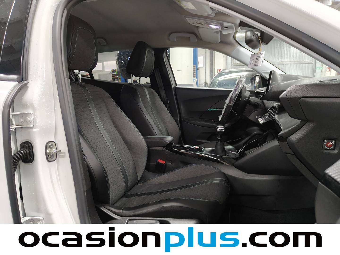 Peugeot 2008 Peugeot 2008 PureTech 130 S&S Allure (130 CV) de segunda mano