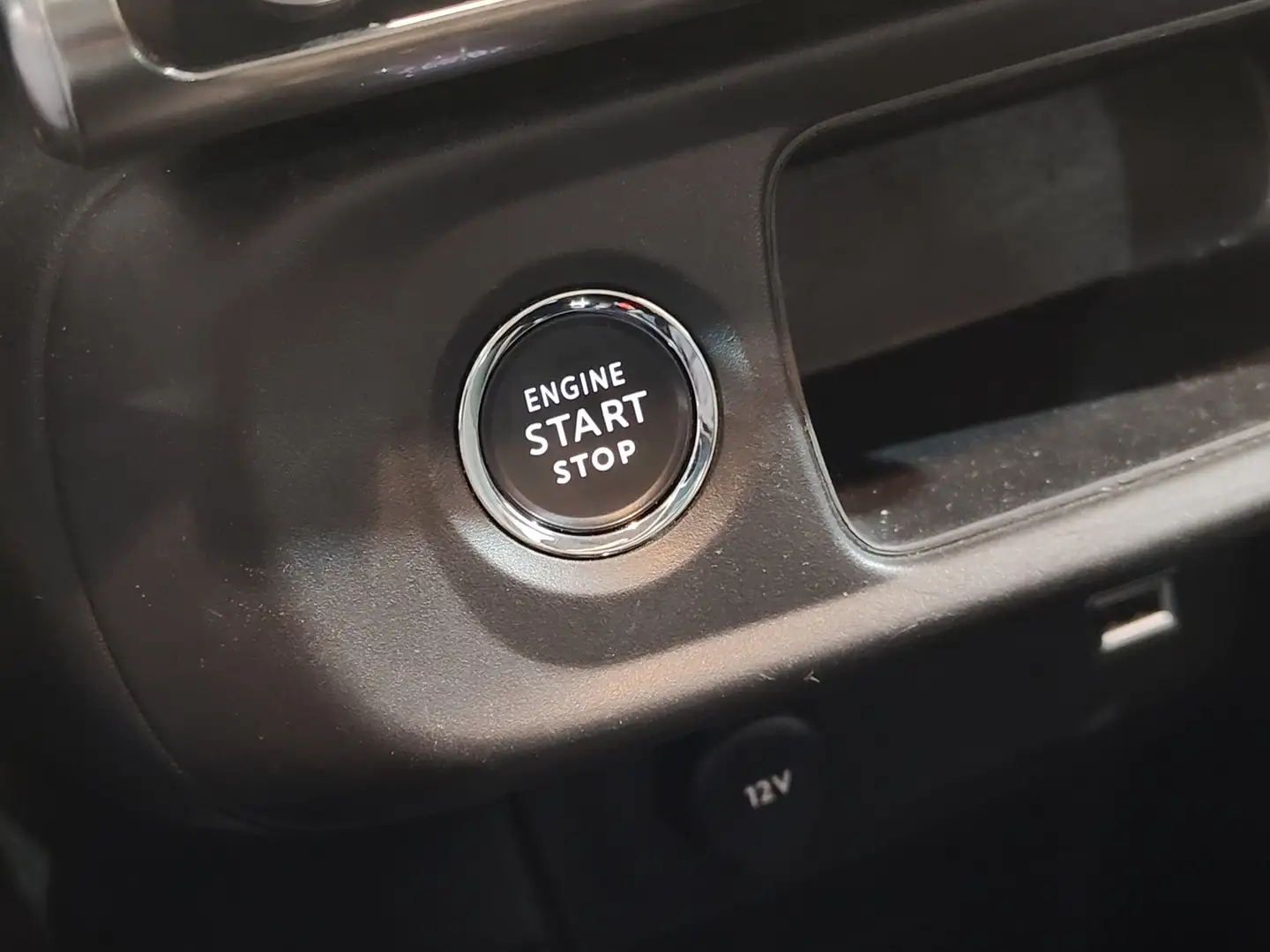 Foto Citroën C3 Citroen C3 PureTech 82 Shine (83 CV)