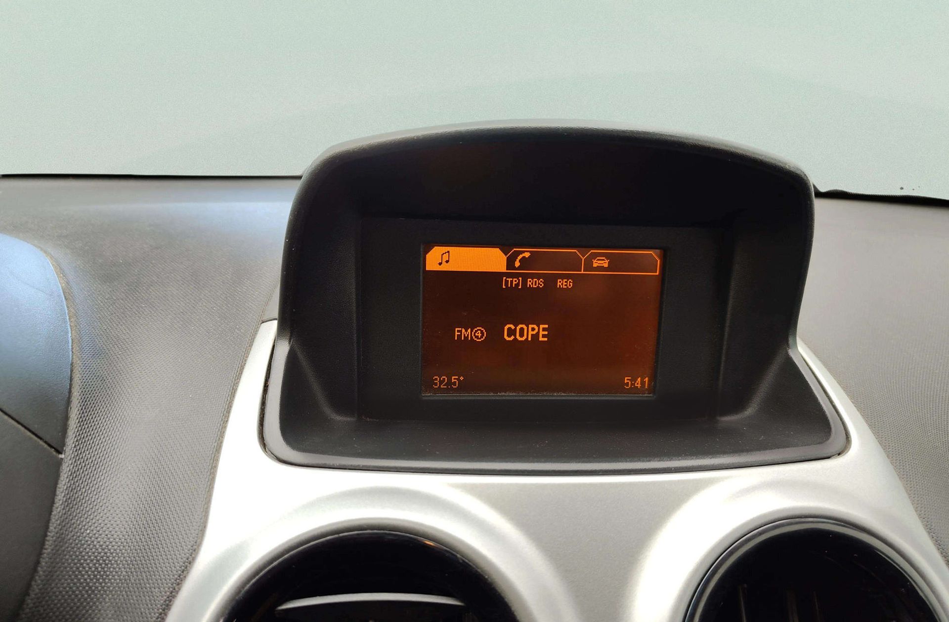 Opel Corsa 1.3 CDTi Expression - foto 24