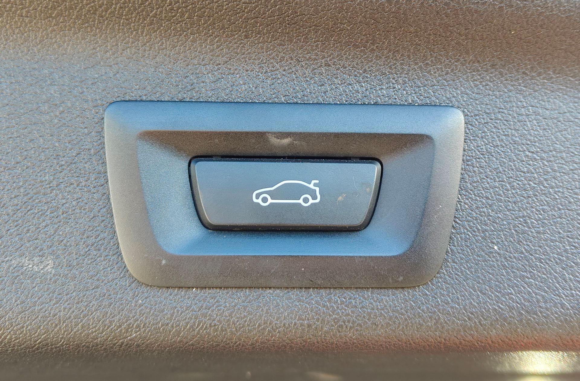 BMW X1 sDrive18d - foto 19
