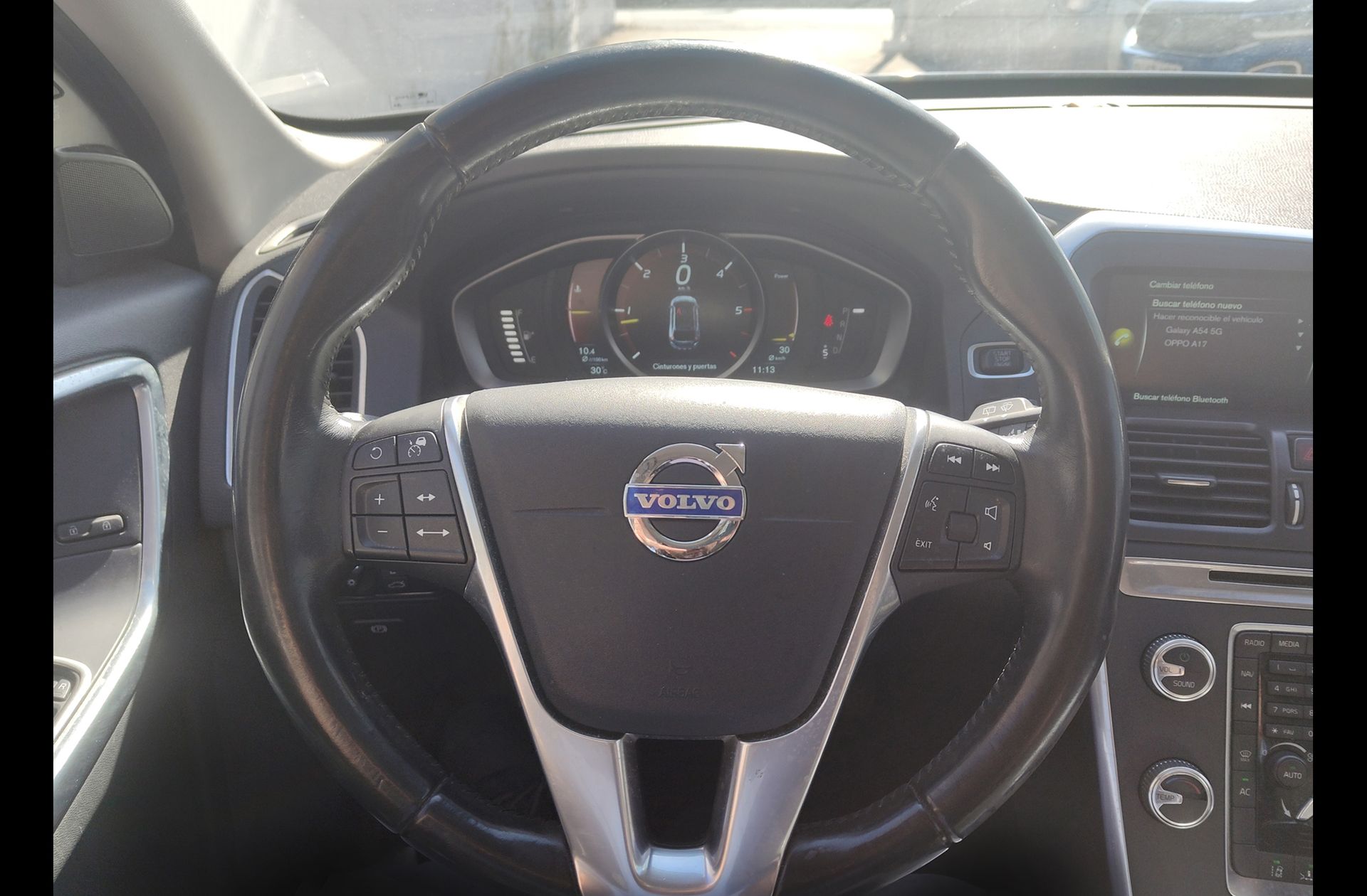 Volvo XC60 D3 Kinetic - foto 17