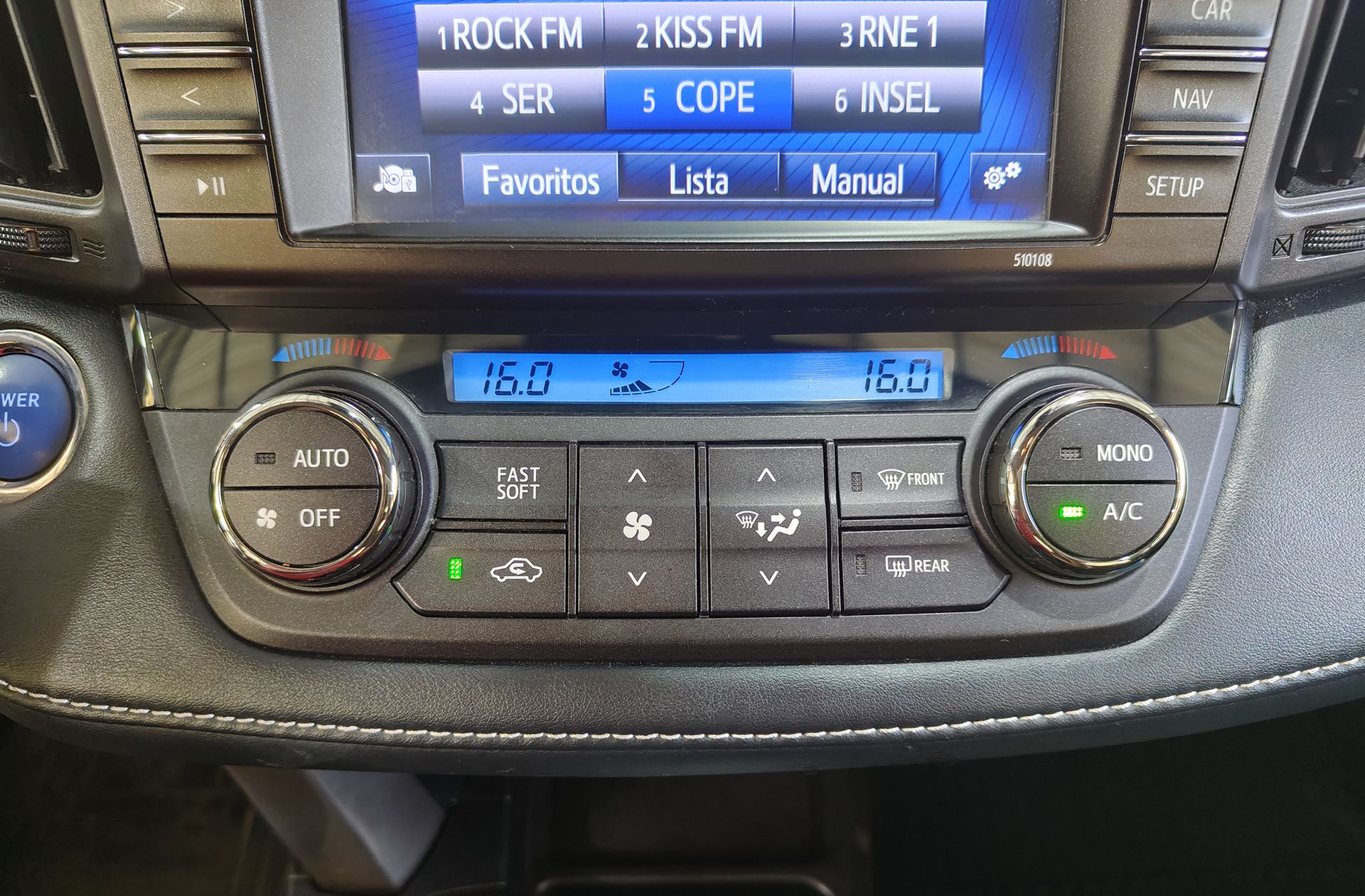 Toyota RAV4 2.5l hybrid Advance 2WD - foto 29