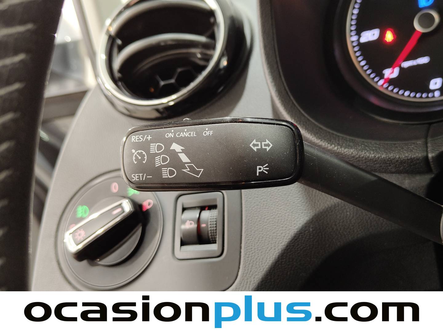 Extras y acabados del Seat Ibiza Seat Ibiza ST 1.4 TDI Style (105 CV)