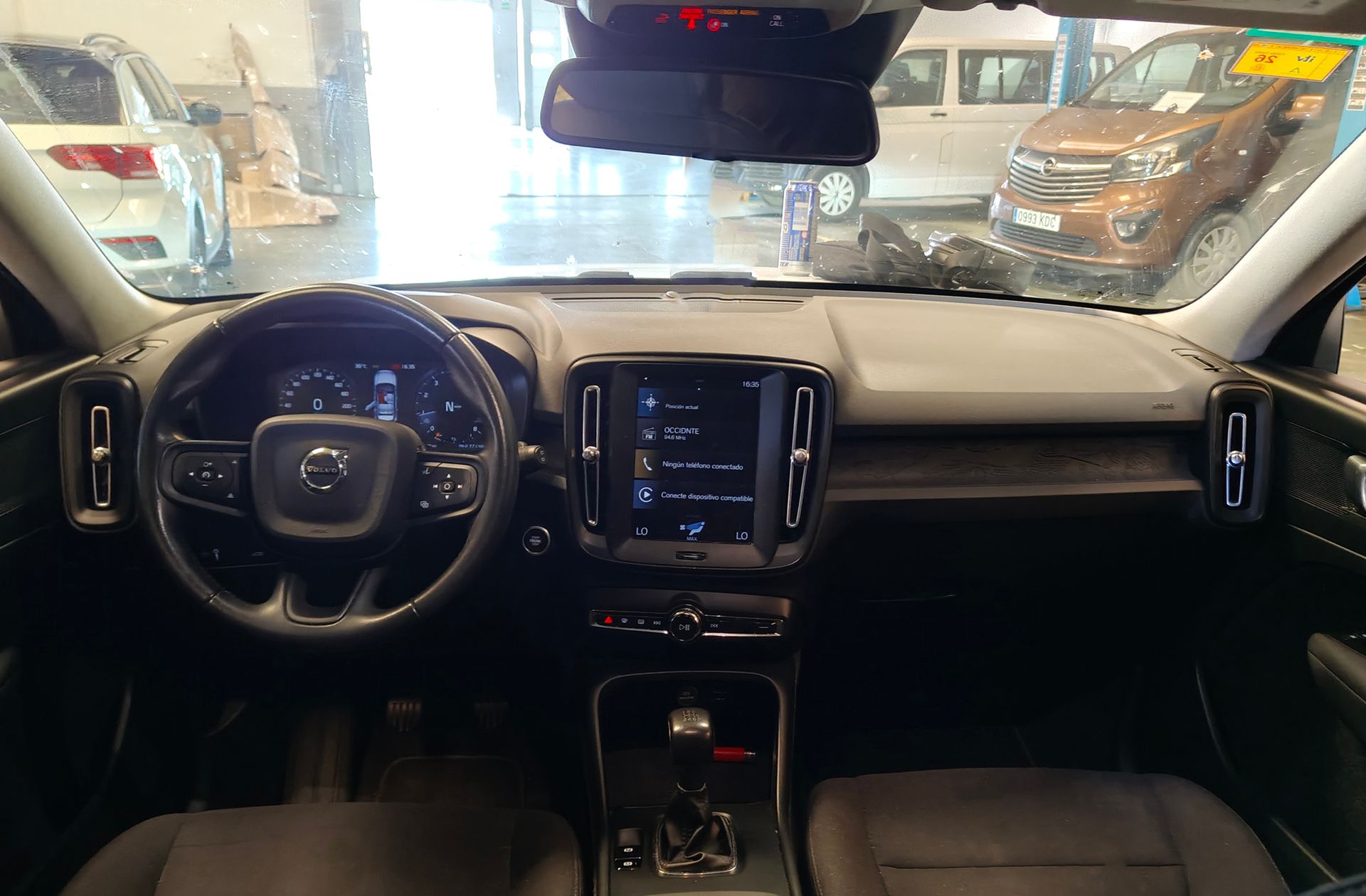 Volvo XC40 T2 Momentum Core - foto 6