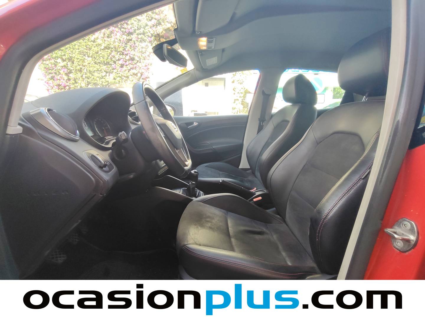 Foto asientos delanteros Seat Ibiza Seat Ibiza 1.4 TDI S&S FR (90 CV)