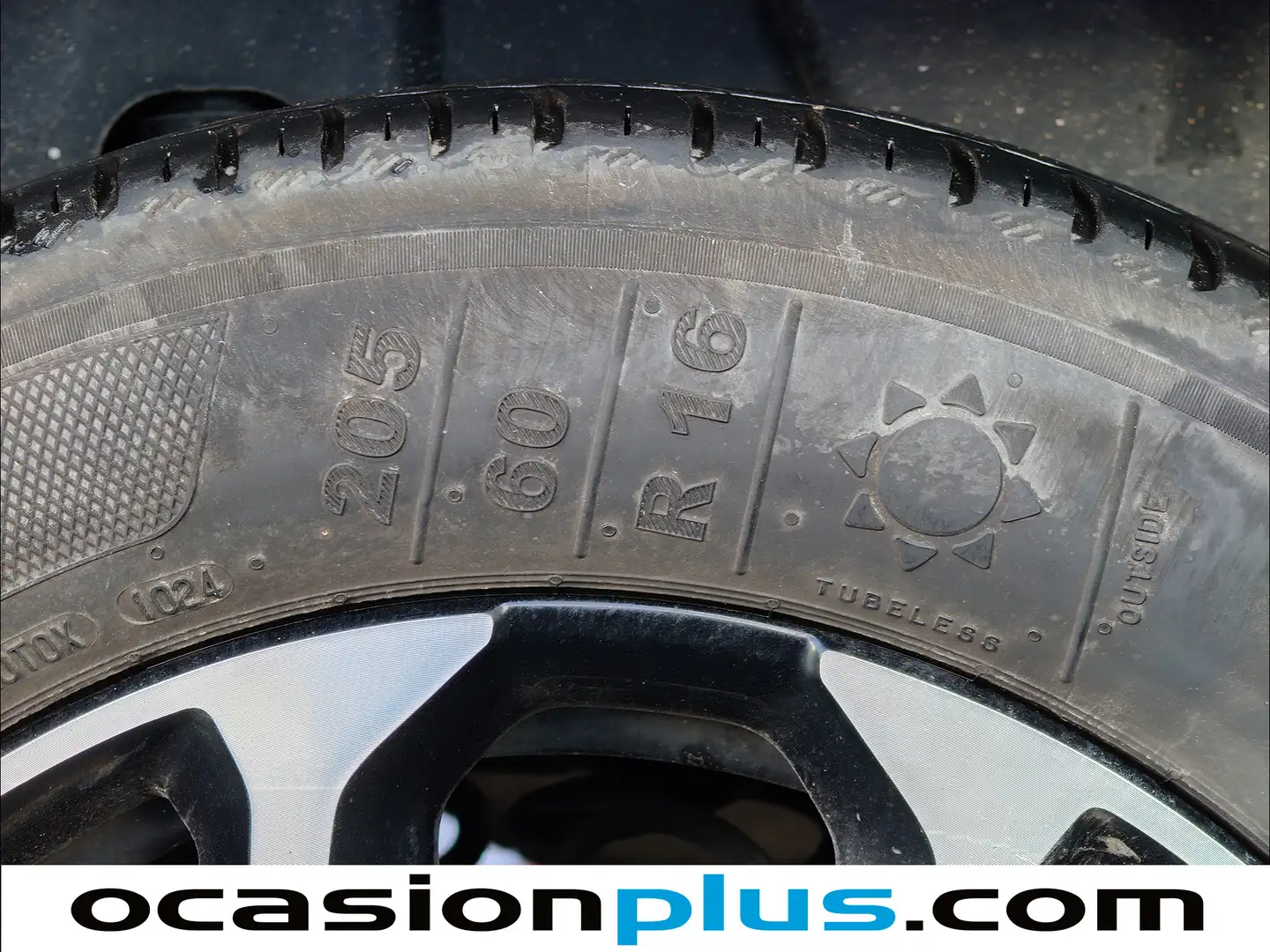 Foto Citroën C3 Aircross Citroen C3 Aircross PureTech 110 S&S Shine (110 CV)