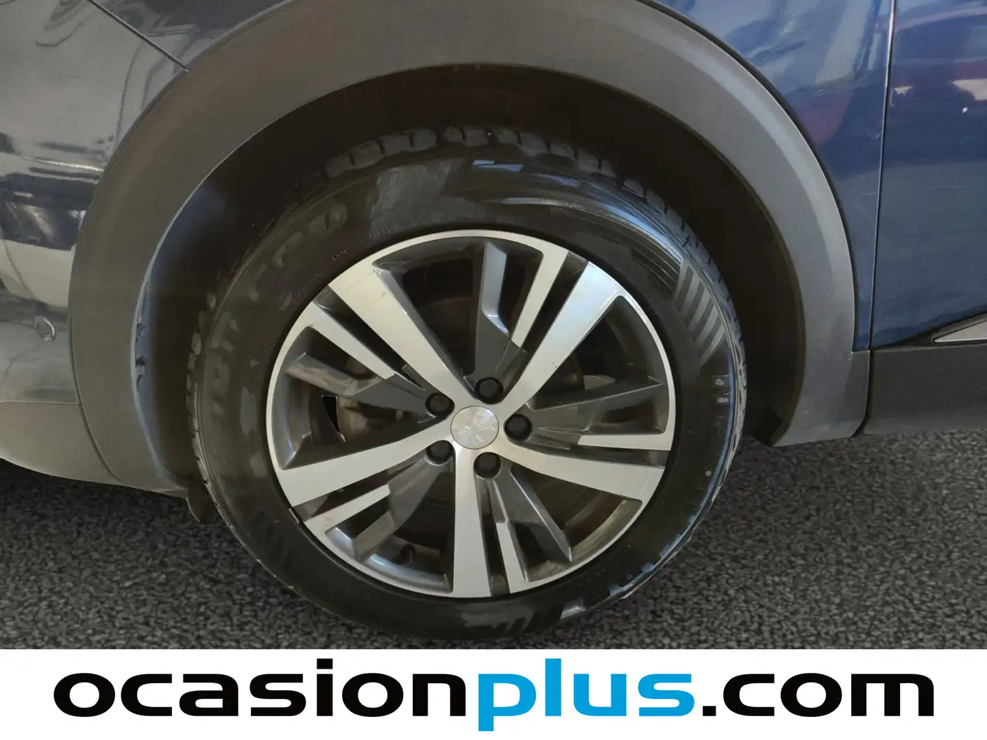 Foto Peugeot 3008 Peugeot 3008 PureTech 130 S&S Allure Pack EAT8  (130 CV)