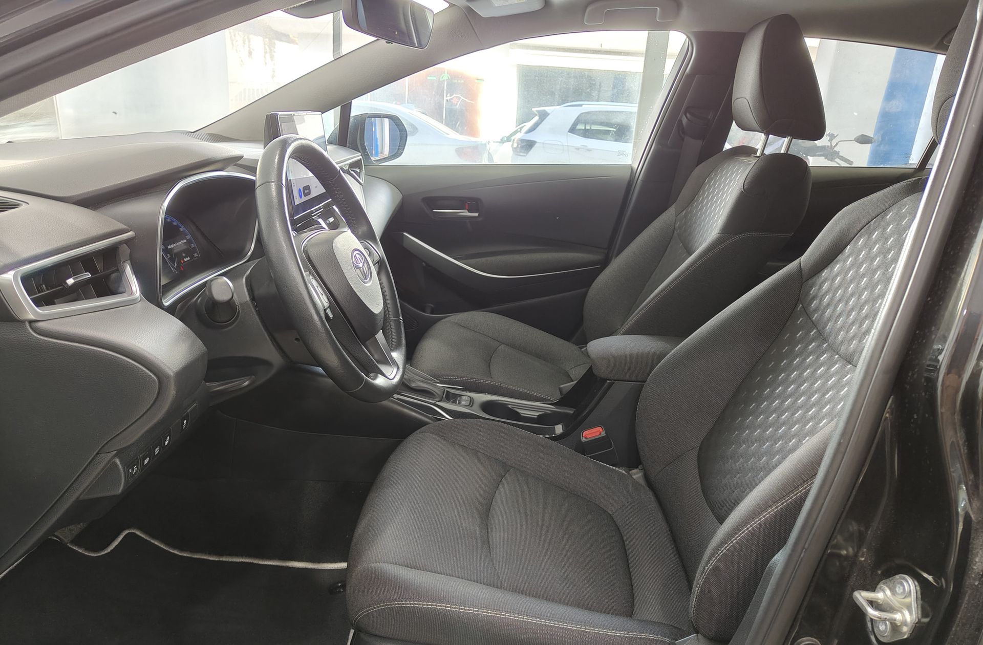 Toyota Corolla 140H Style - foto 11