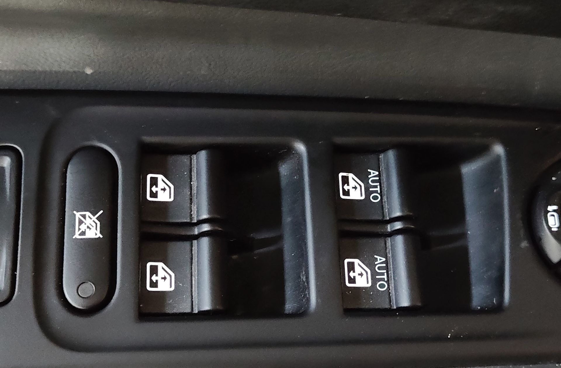 Jeep Renegade eHybrid 1.5 Altitude DCT - foto 37