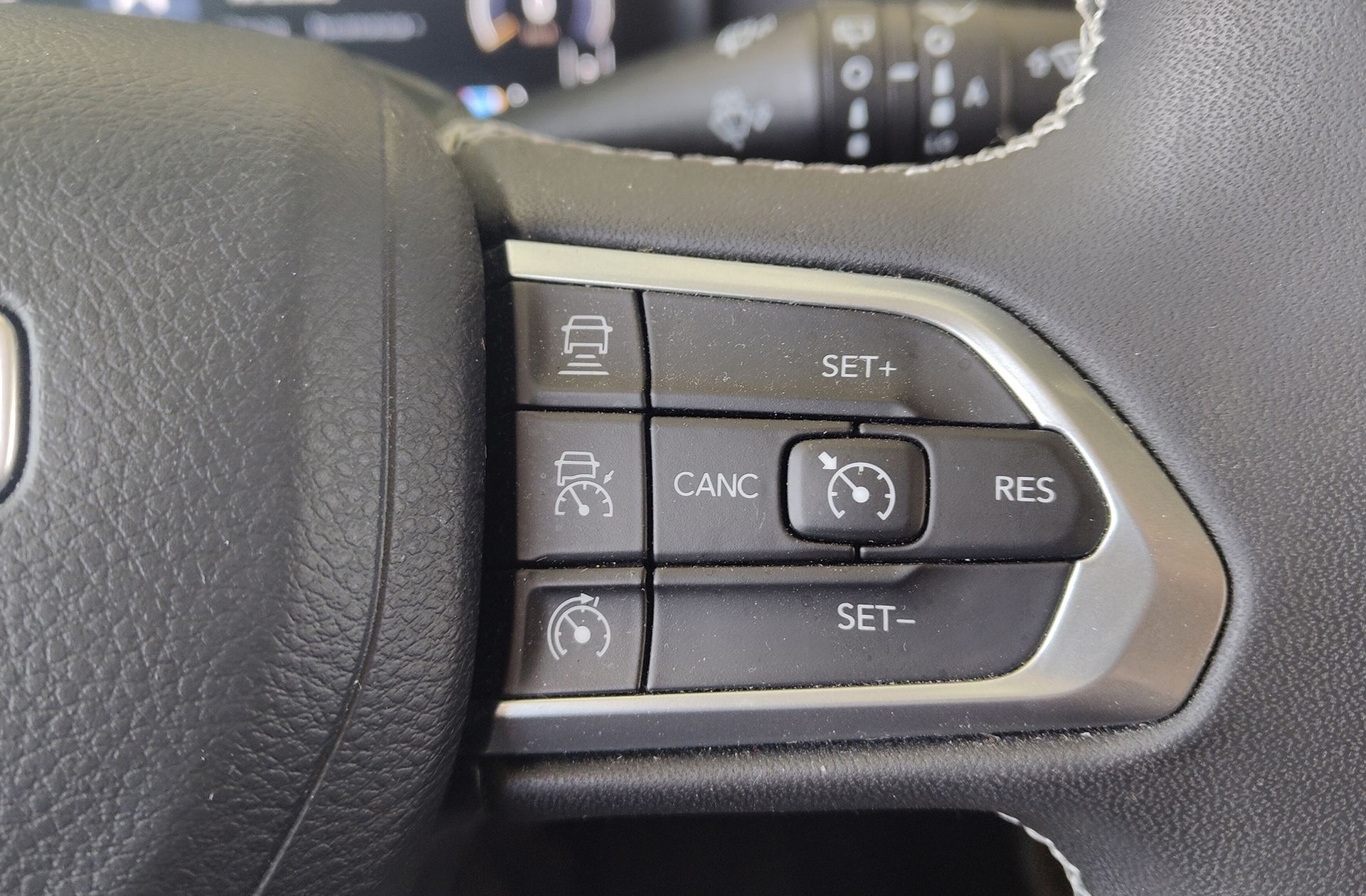 Jeep Compass 1.6 MultiJet Limited 4x2 - foto 23