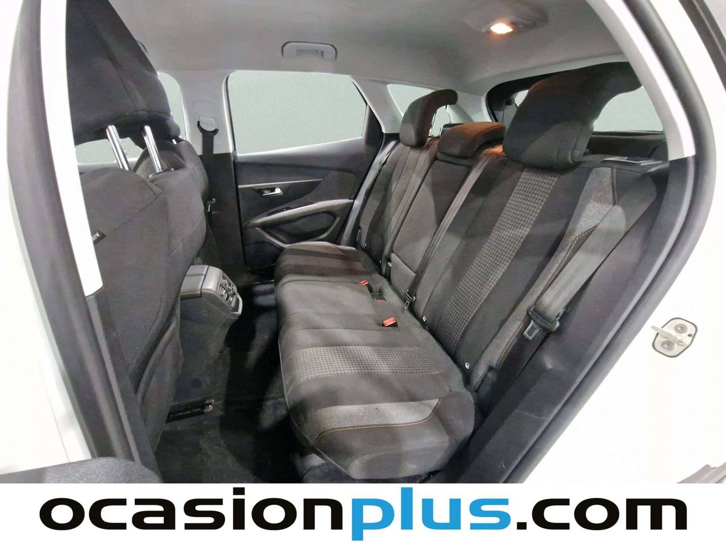 Foto asientos traseros Peugeot 3008 Peugeot 3008 PureTech 130 S&S Active (130 CV)