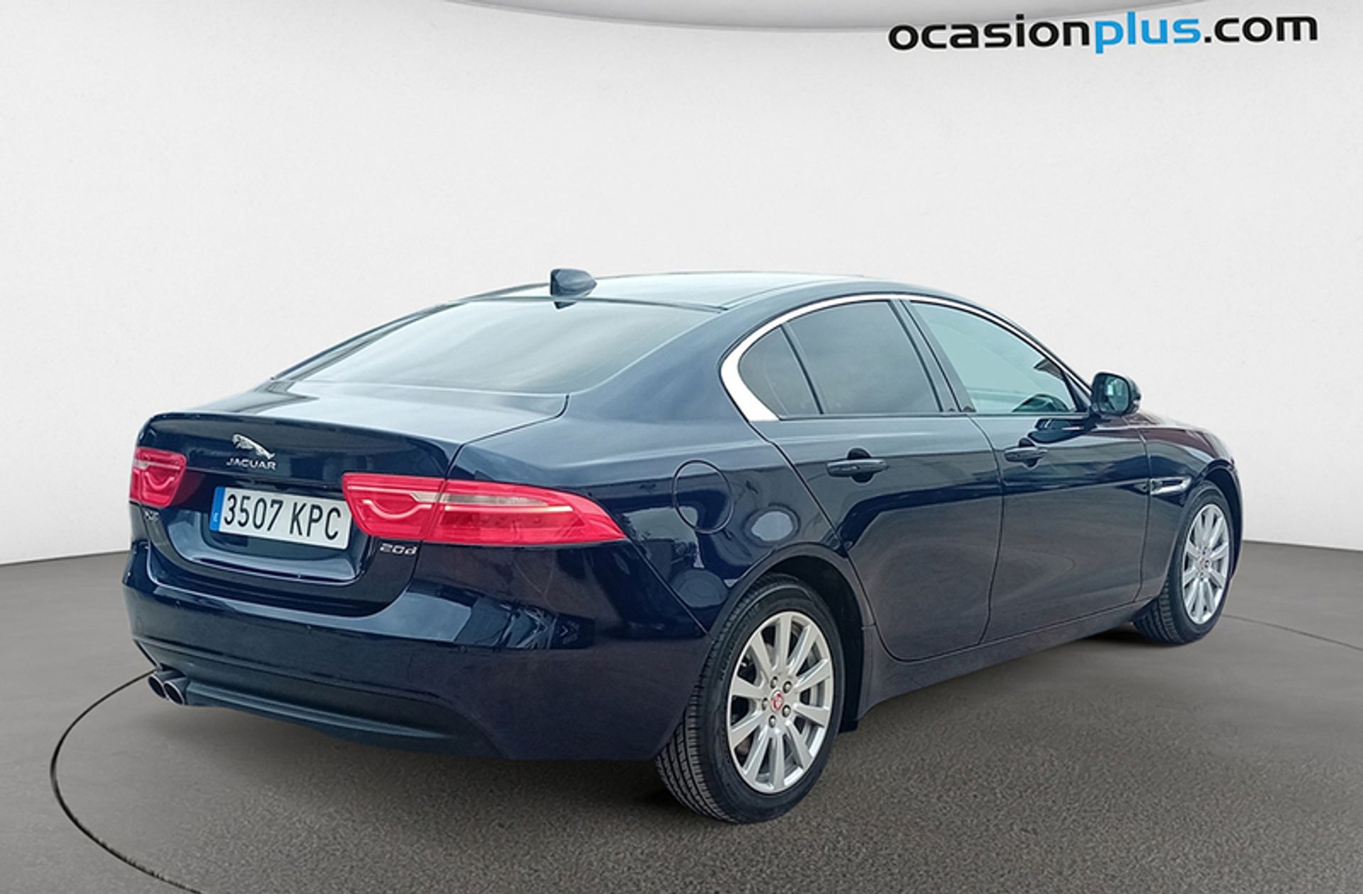 Jaguar XE 2.0 Diesel Pure RWD - foto 4