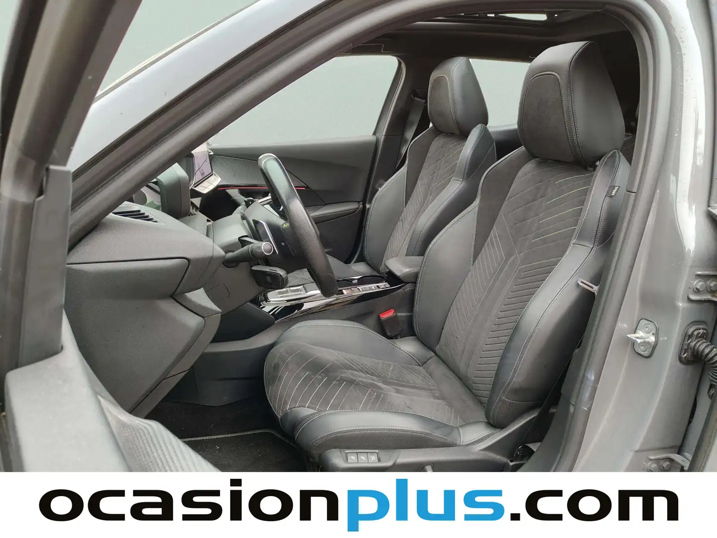 Foto Peugeot 2008 Peugeot 2008 BlueHDi 130 S&S GT EAT8 (130 CV)