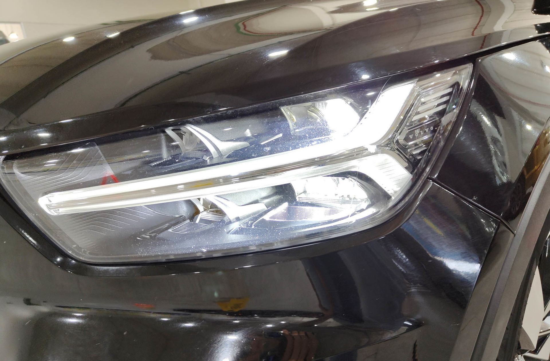 Volvo XC40 T4 Momentum - foto 15