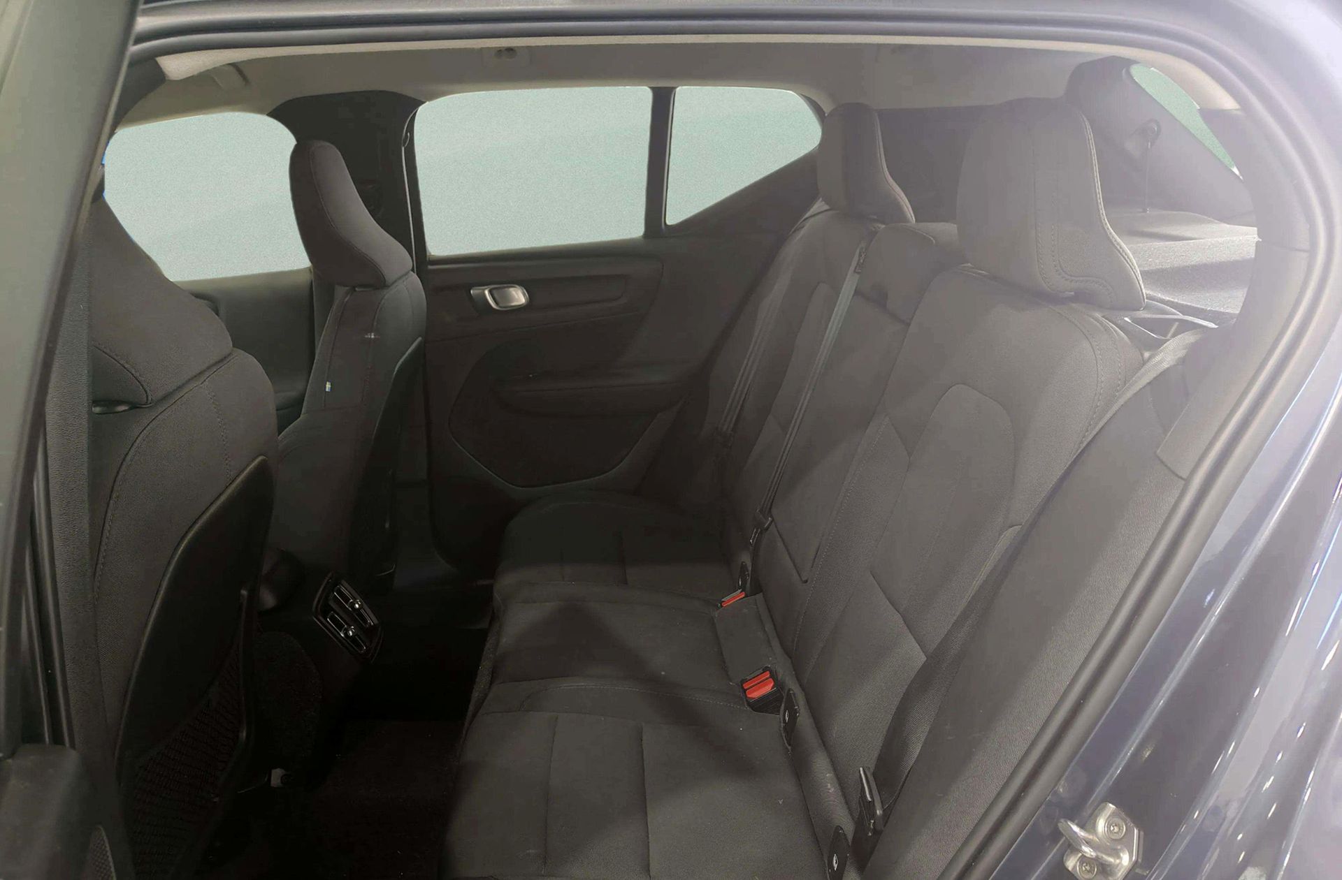 Volvo XC40 T2 Momentum Pro - foto 12