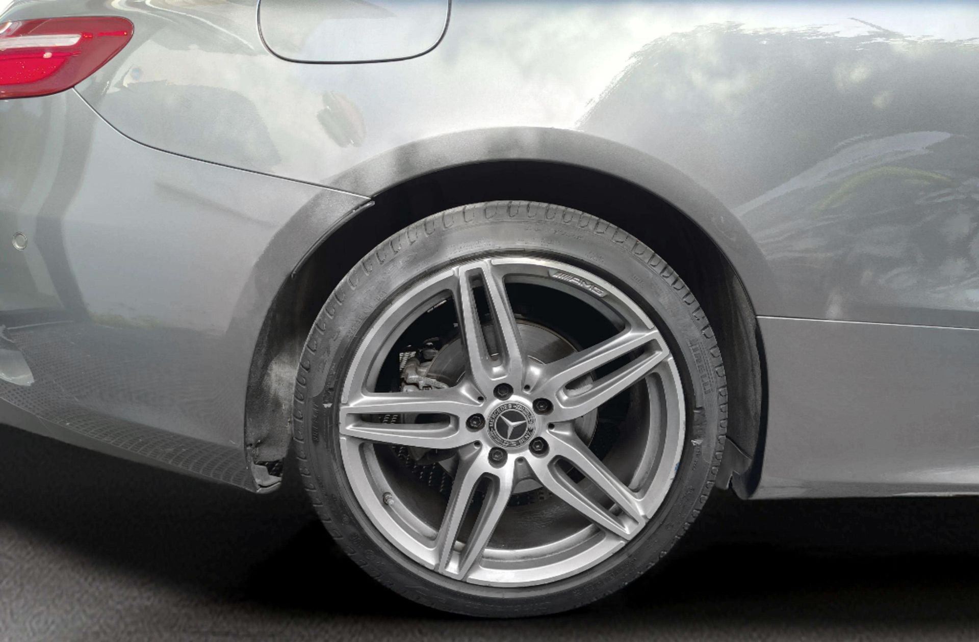 Mercedes-Benz Clase E 220 d Cabrio Pack AMG - foto 32