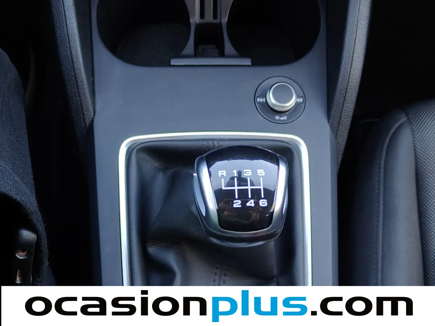 Foto Audi Q2 Audi Q2 Advanced 30 TDI  (116 CV)