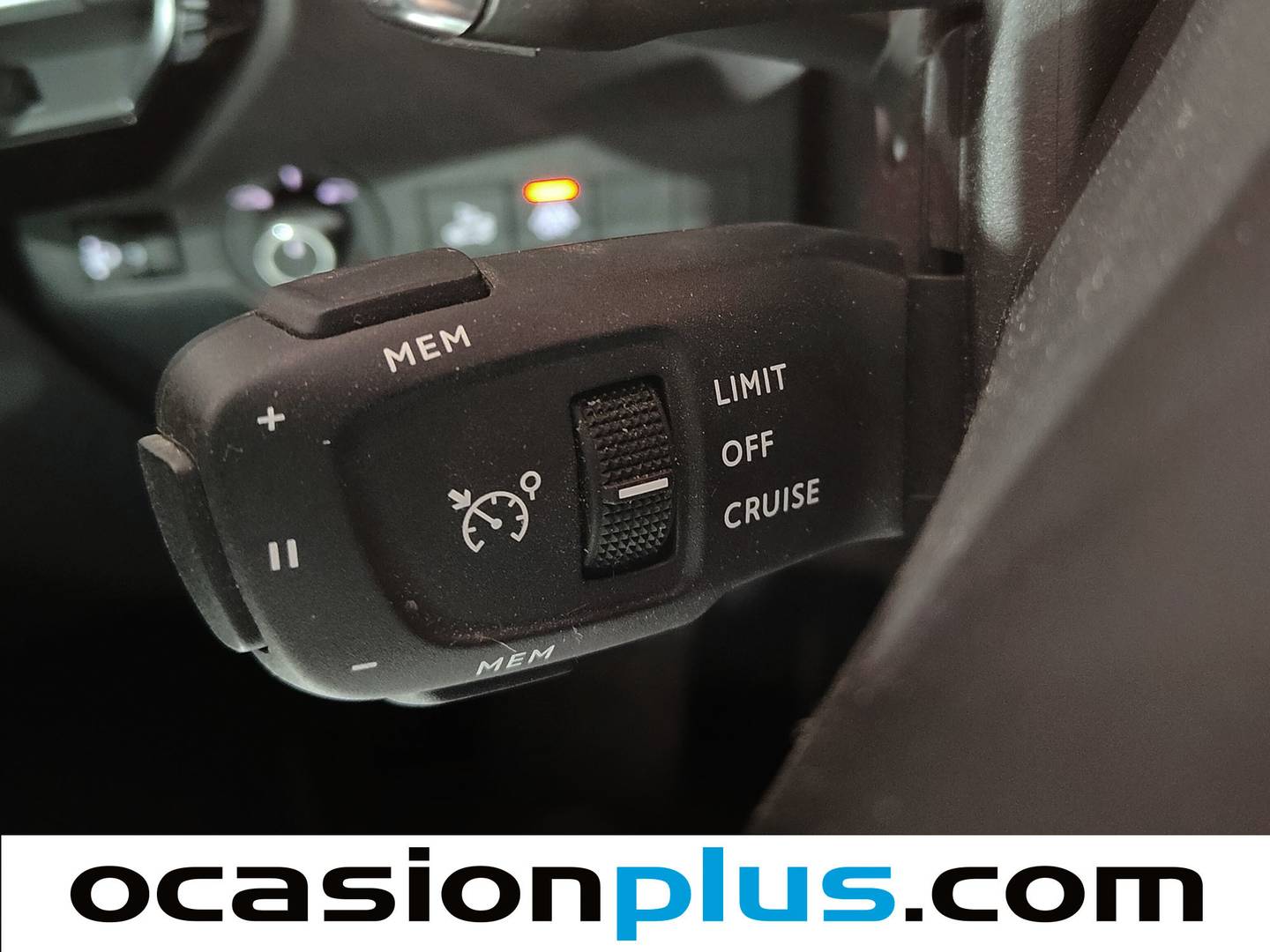 DS DS 7 Crossback DS DS7 Crossback BlueHDi 130 DE Bastille + AT (130 CV) 130cv