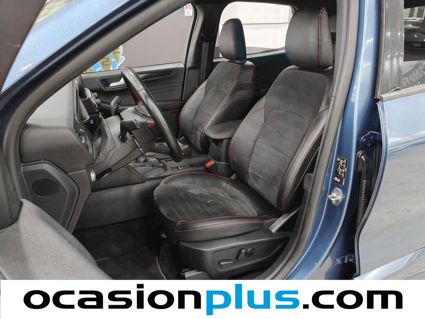 Foto asientos delanteros Ford Kuga Ford Kuga 1.5T EcoBoost ST-Line X 4x2 (150 CV)