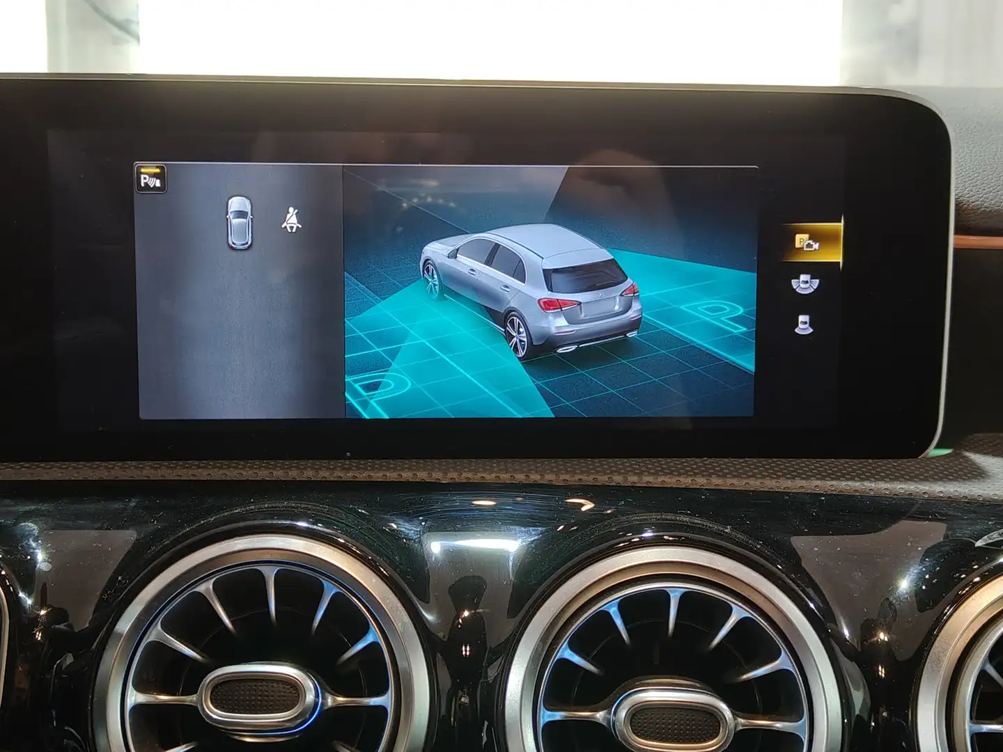 Foto Mercedes Clase A Mercedes-Benz Clase A Clase A 180 d (116 CV) Pack AMG