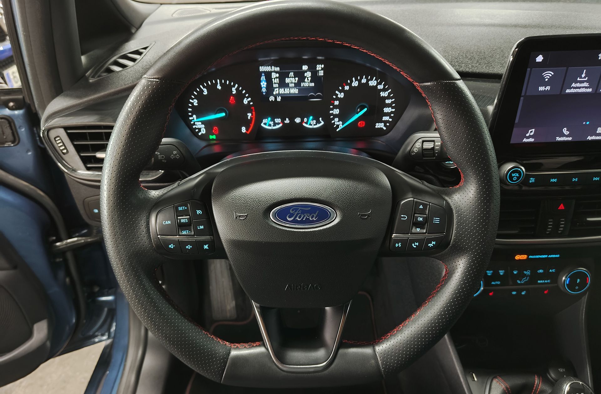 Ford Fiesta 1.0 EcoBoost MHEV ST-Line - foto 22