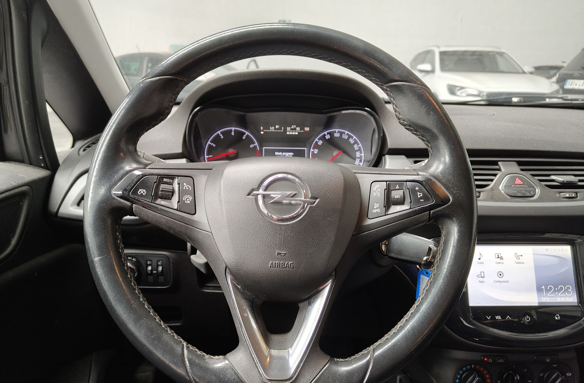 Opel Corsa 1.4 Selective - foto 17