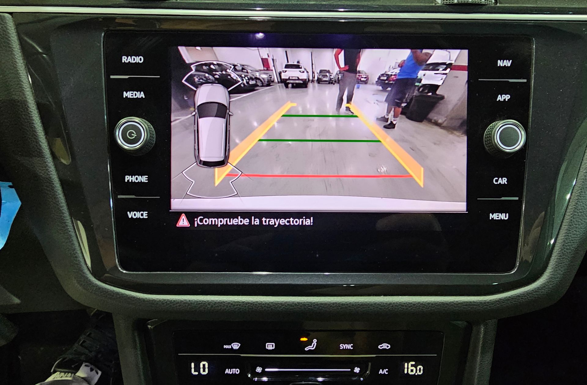 Volkswagen Tiguan Life 2.0 TDI DSG - foto 8