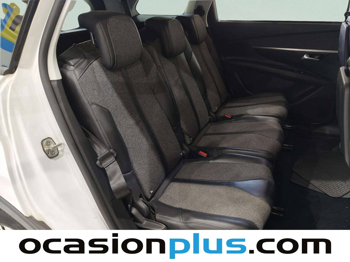 Peugeot 5008 Peugeot 5008 PureTech 130 S&S Allure (130 CV) 7 Plazas gasolina