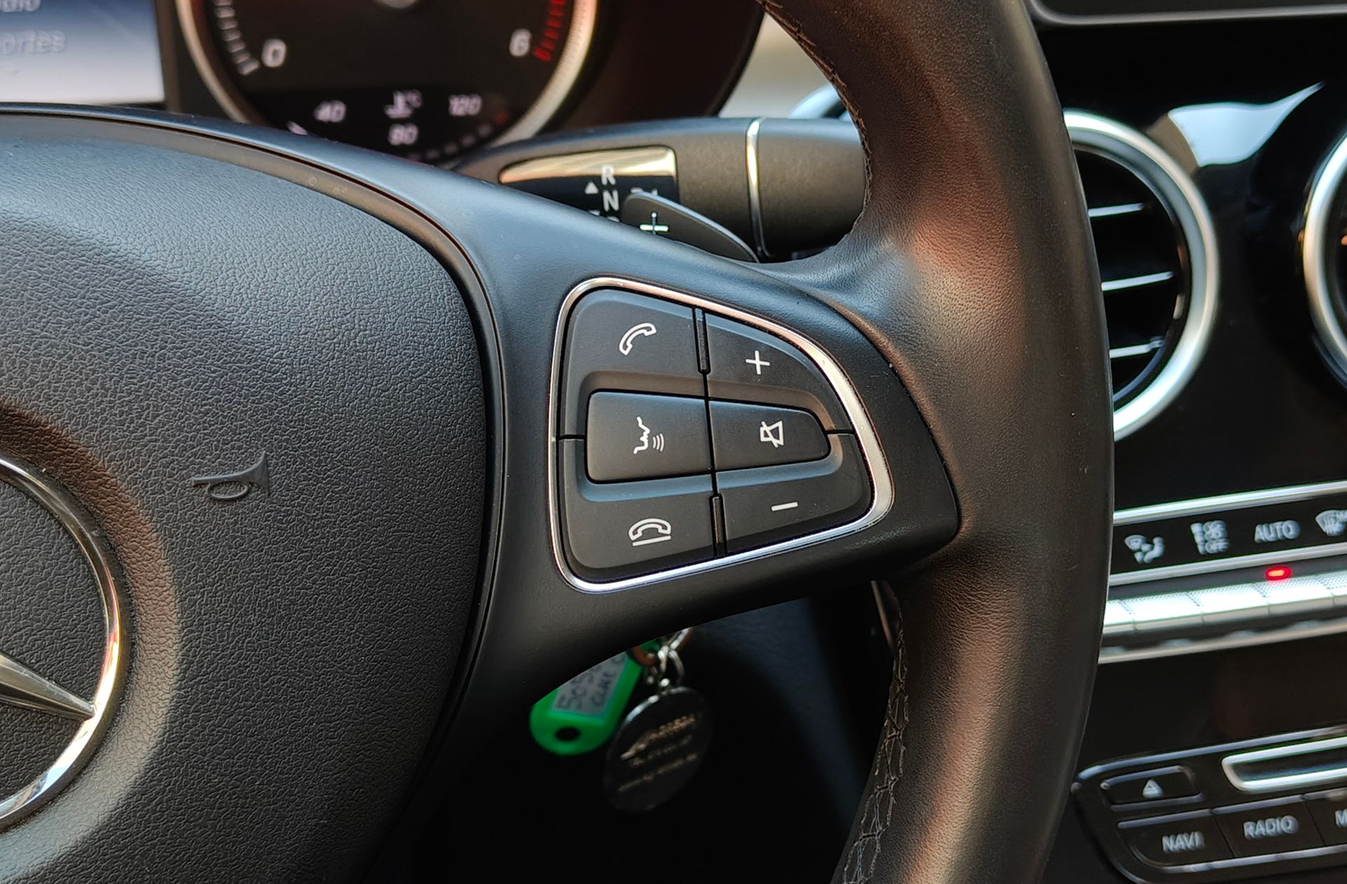 Mercedes-Benz Clase C 220 BlueTEC Exclusive - foto 26