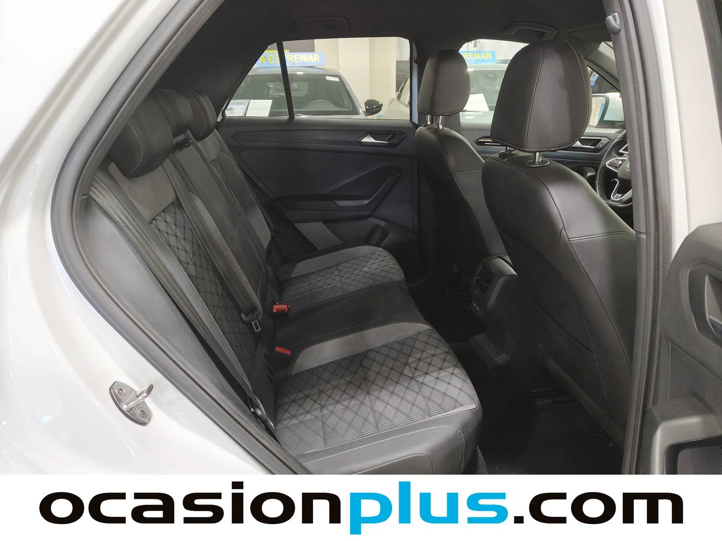 Foto Volkswagen T-Roc Volkswagen T-Roc R-Line 1.5 TSI (150 CV) DSG