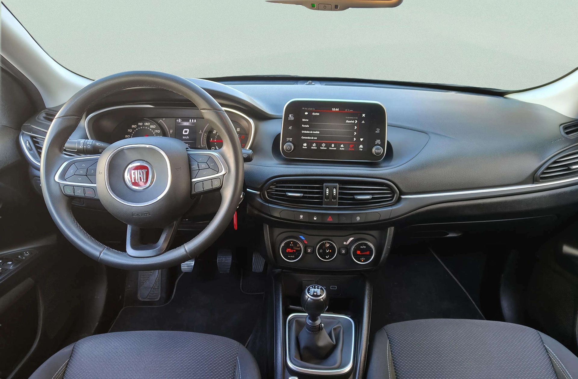 Fiat Tipo SW 1.4 T-Jet Lounge - foto 6
