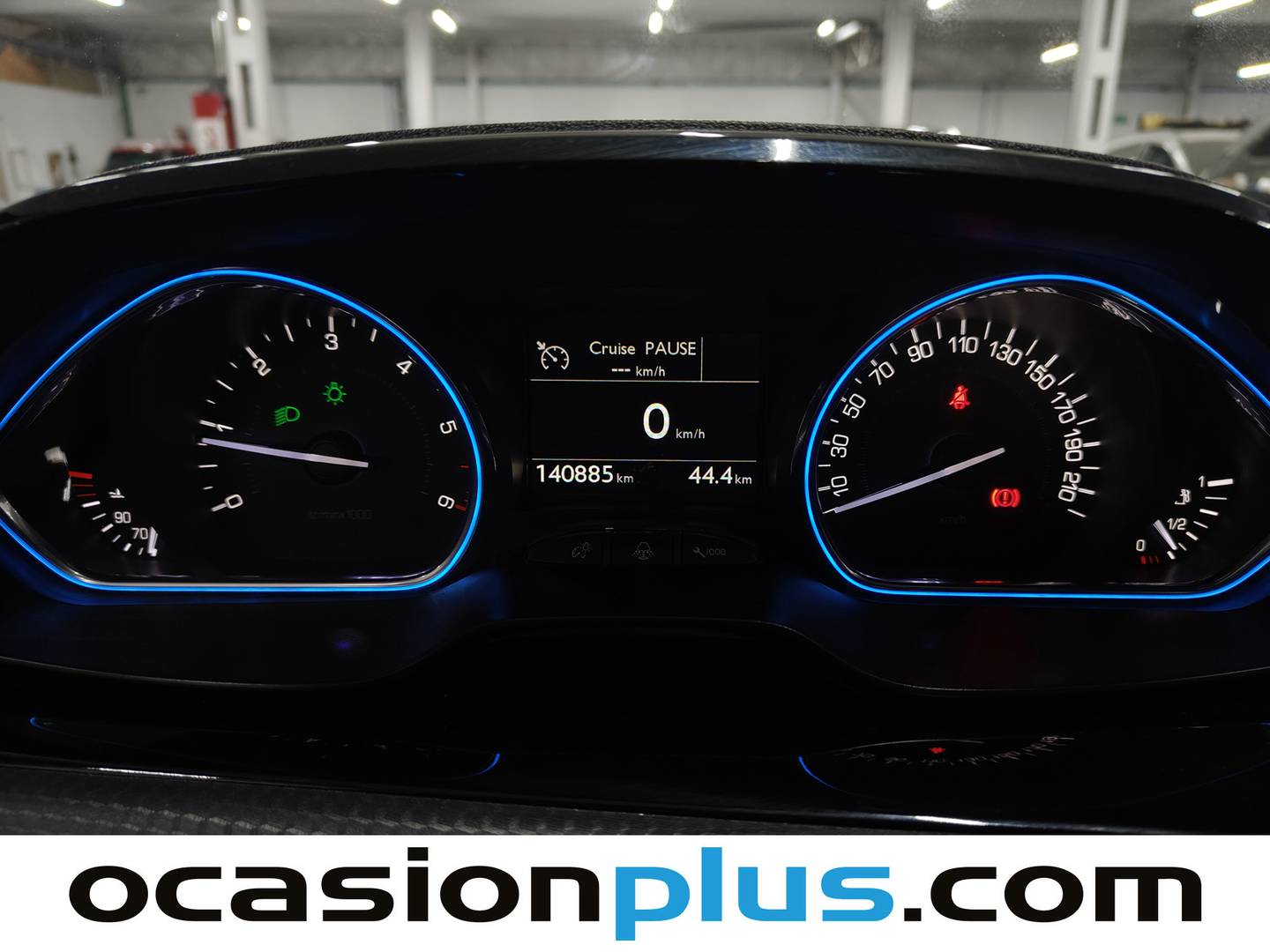 Foto Peugeot 2008 Peugeot 2008 BlueHDi 100 Allure (100 CV)