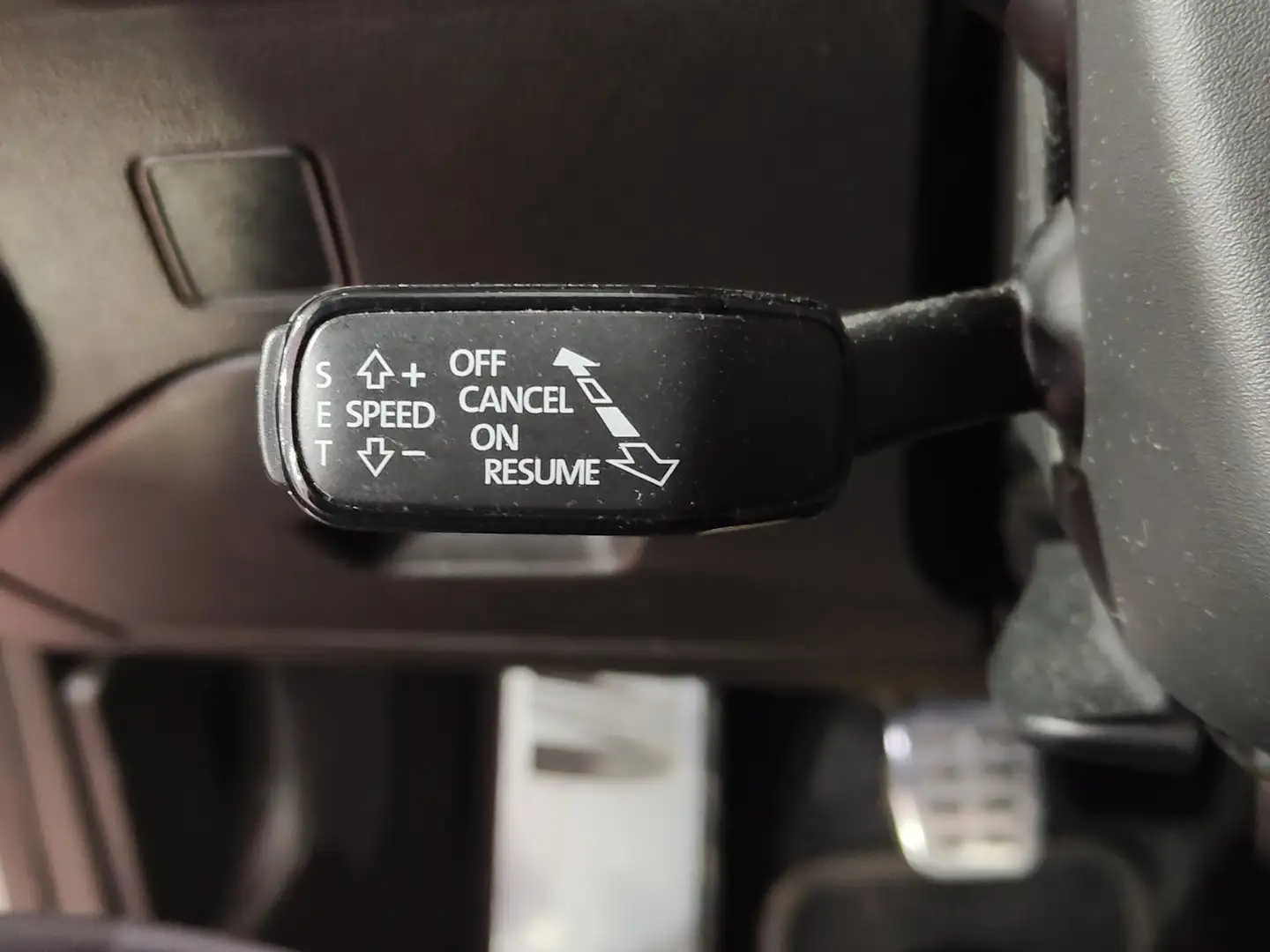 Foto Seat León SEAT León SC 2.0 TDI S&S FR Limited Edition (150 CV)