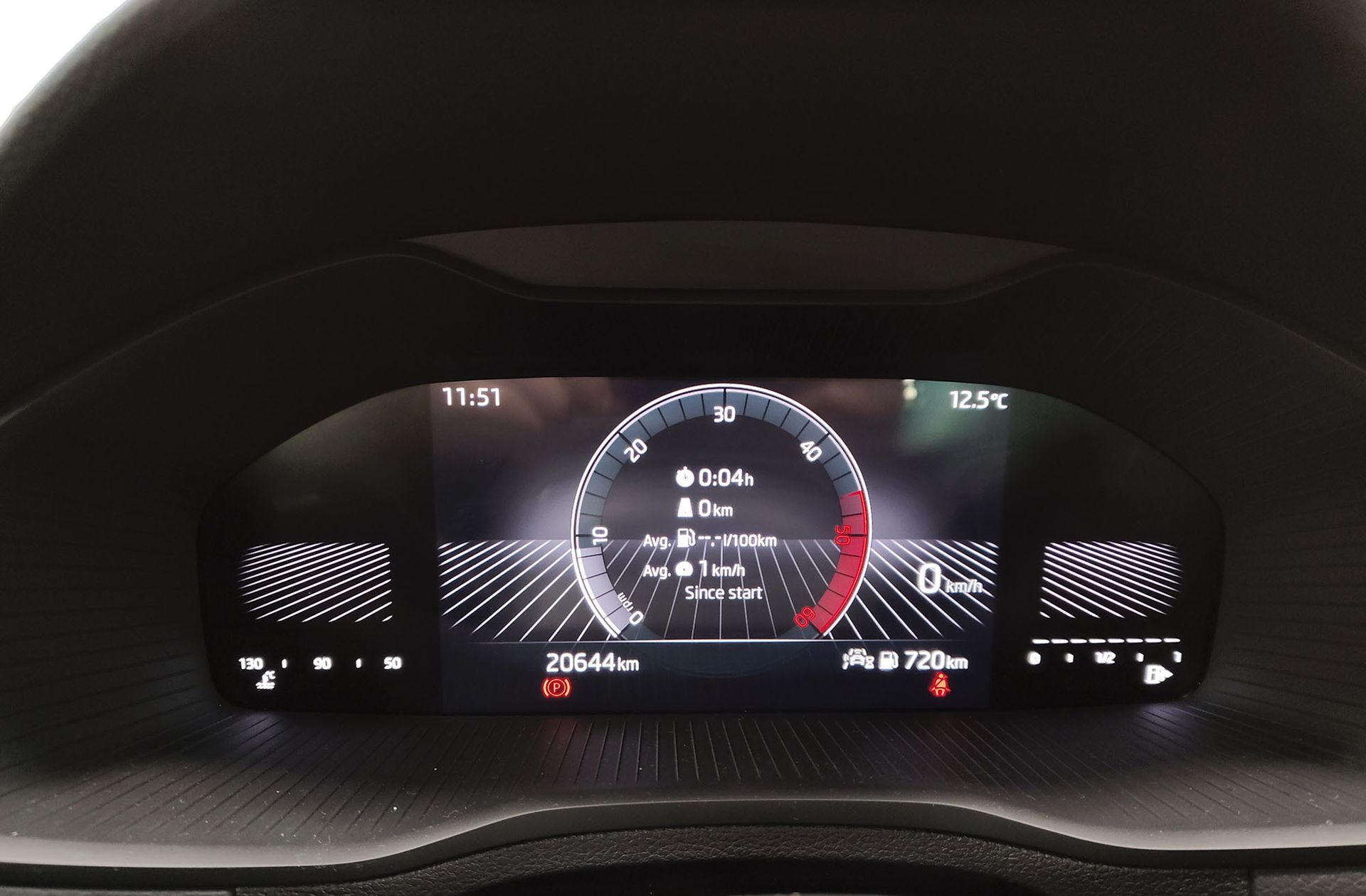 Škoda Karoq 2.0 TDI Selection - foto 24