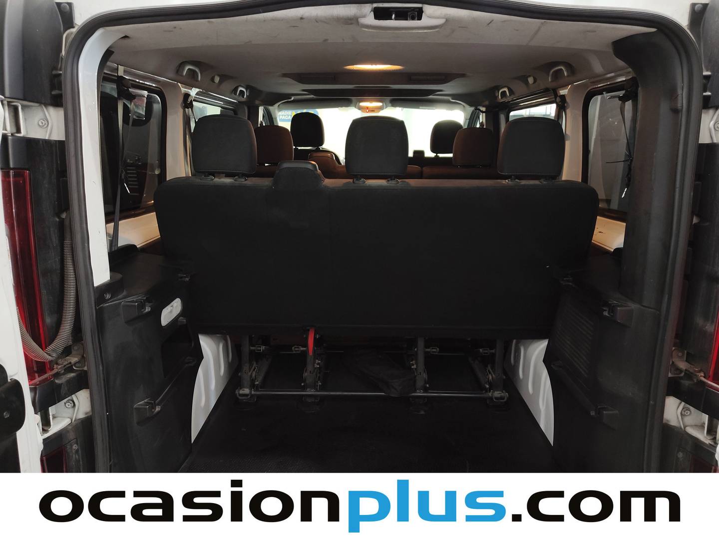 Foto asientos traseros Opel Vivaro Opel Vivaro Combi 1.6 CDTI Biturbo 27 L1 S/S 9 Plazas (125 CV)