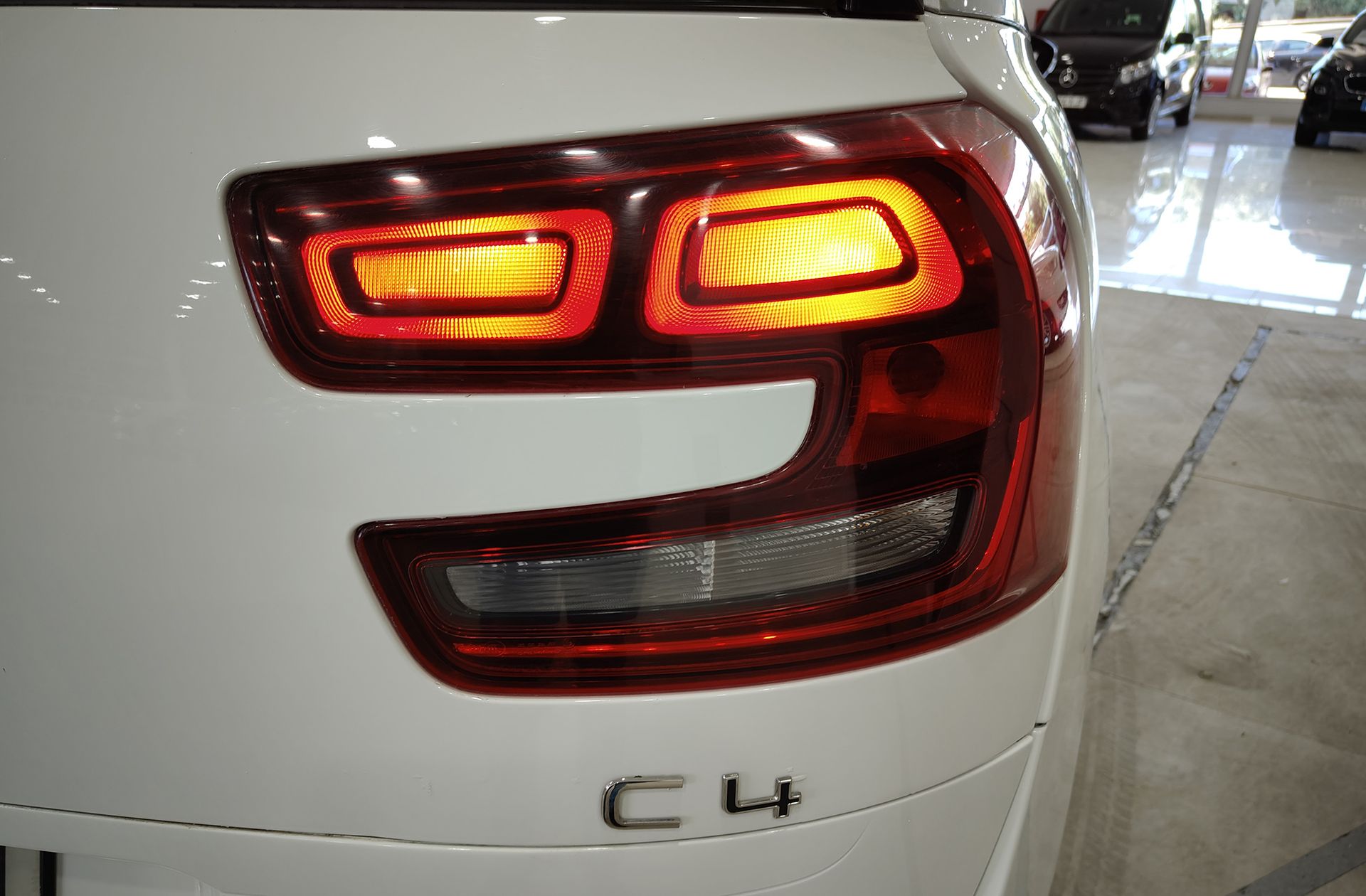 Citroën C4 Grand SpaceTourer BlueHDi 130 Live - foto 15