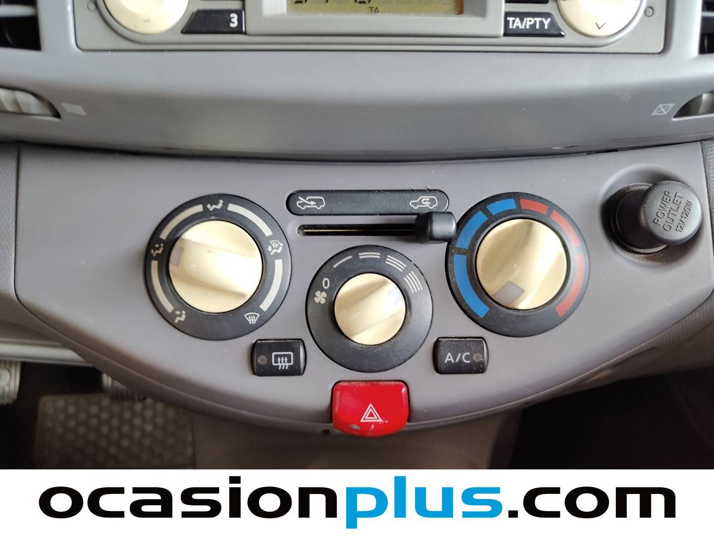 Extras del Nissan Micra Nissan Micra 1.2 Visia Plus (80 CV)