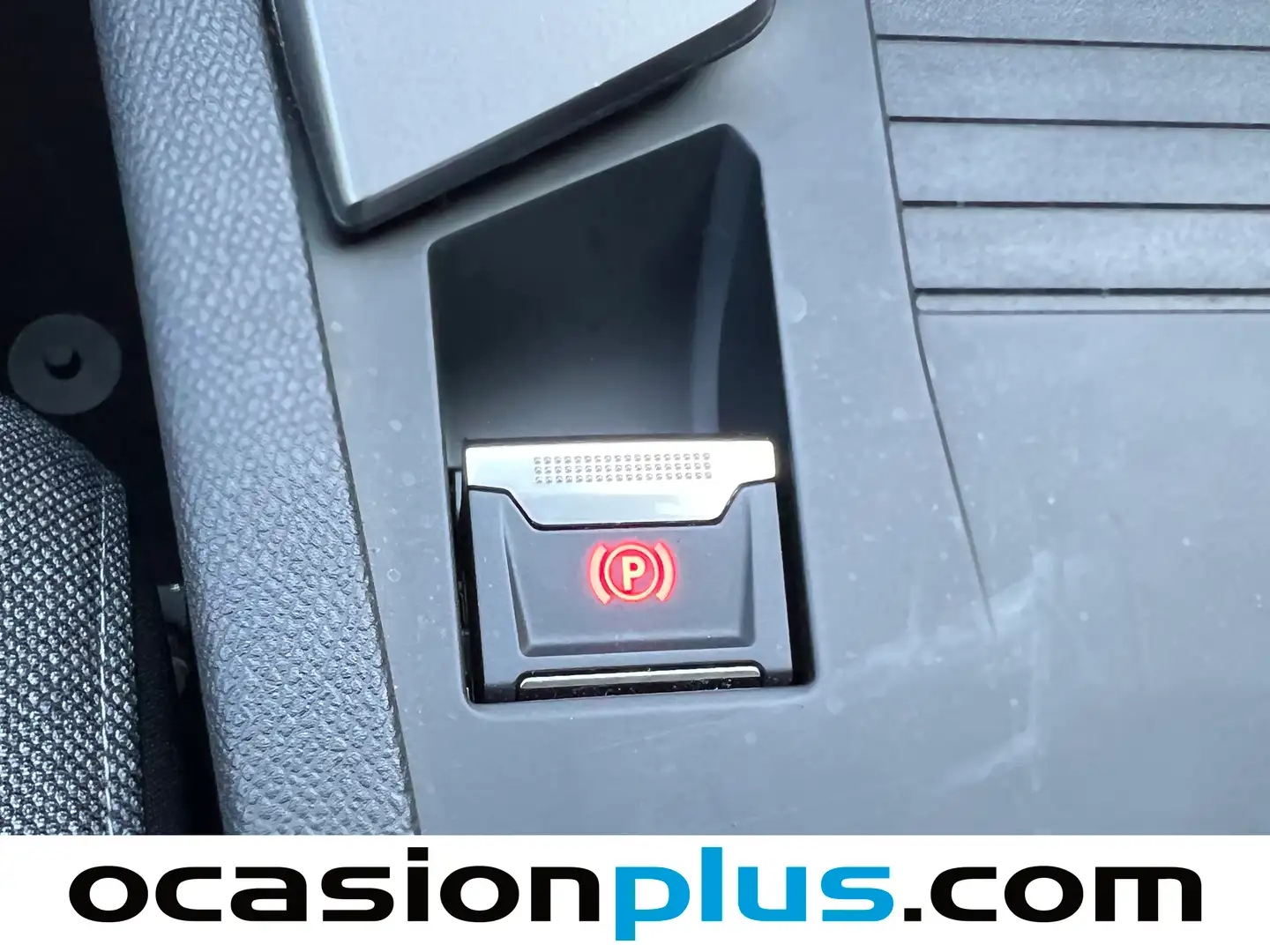 Foto Peugeot 308 Peugeot 308 PureTech 130 S&S Active Pack EAT8 (130 CV)