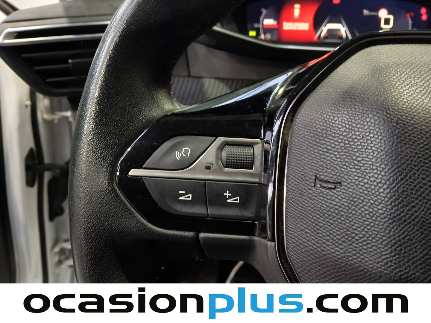 Foto Peugeot 2008 Peugeot 2008 PureTech 130 S&S Allure (130 CV)