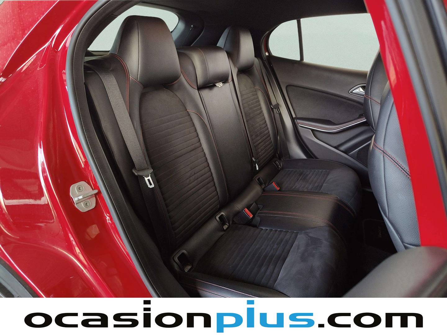 Mercedes GLA Mercedes GLA 200 d AMG Line (136 CV) manual