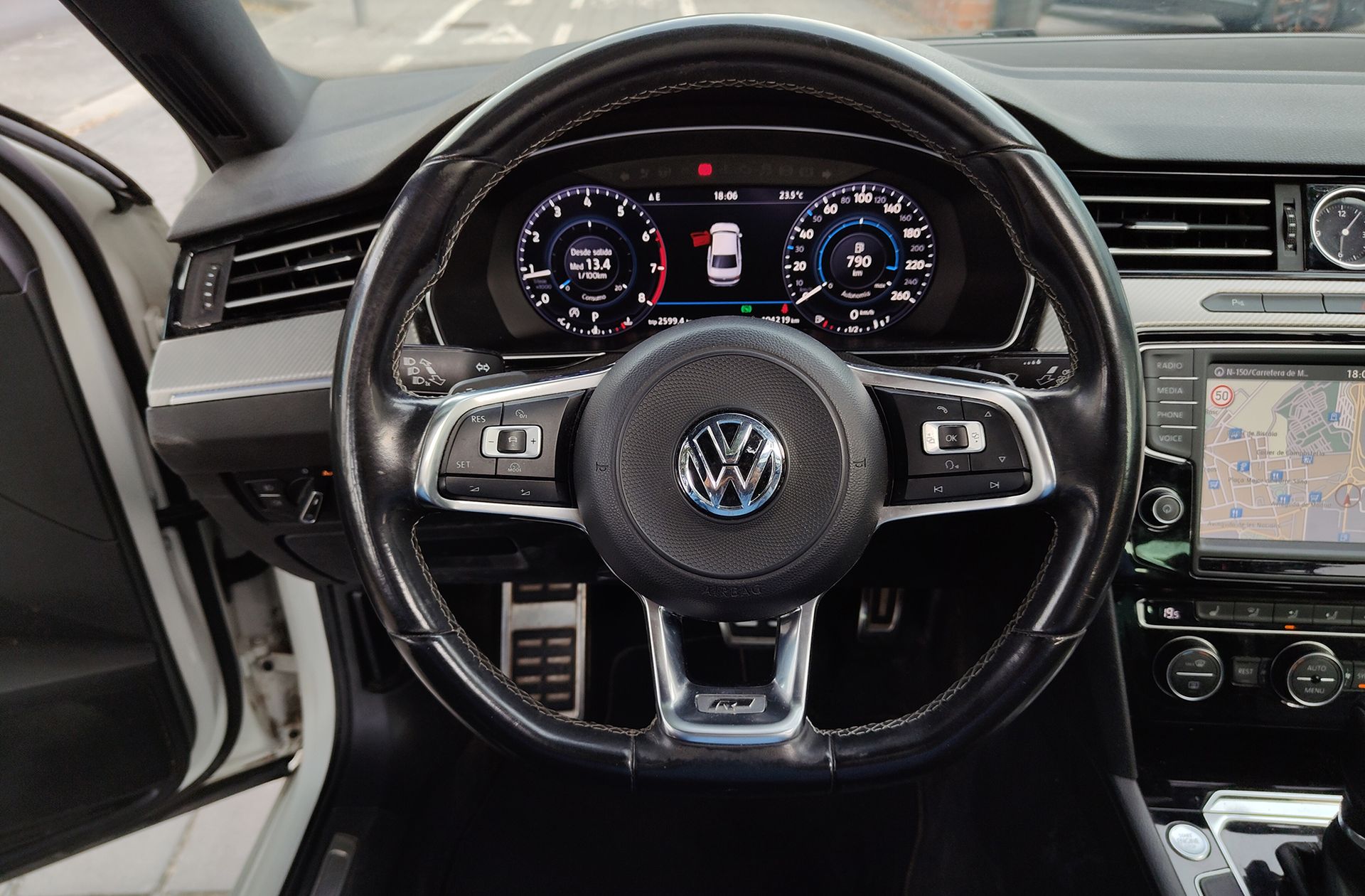 Volkswagen Passat Sport 1.8 TSI BMT DSG Pack R-line - foto 24