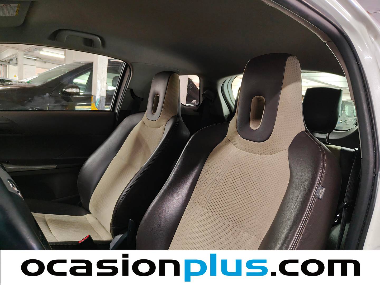 Extras y acabados del Toyota iQ Toyota IQ iQ2 1.33 Stop Start (99 CV)