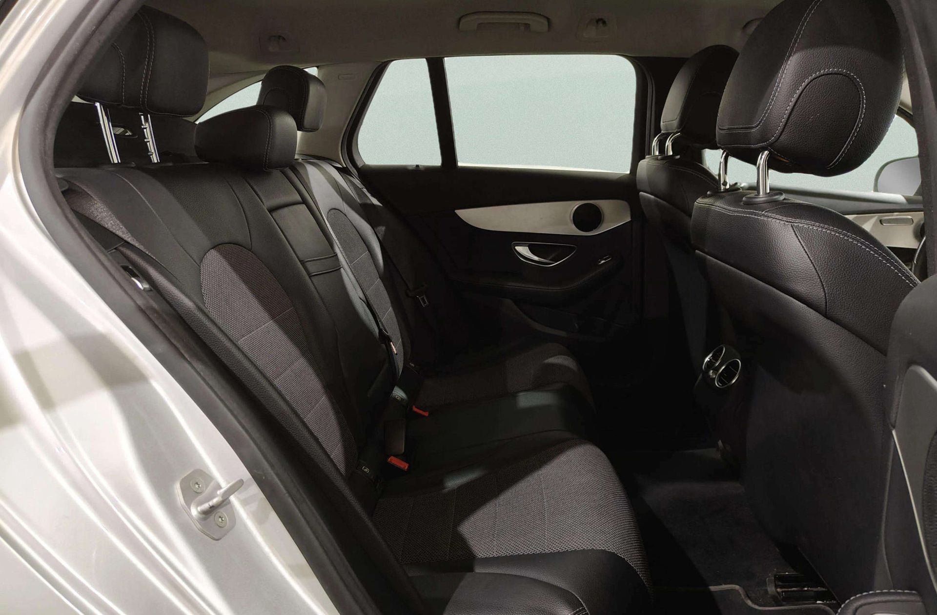 Mercedes-Benz Clase C Estate 220 d - foto 18