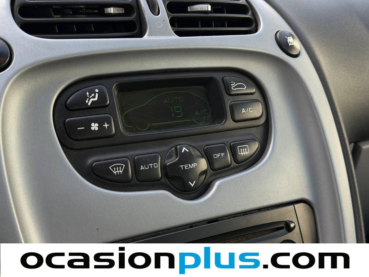 Extras del Citroën Xsara Picasso Citroen Xsara Picasso 1.6 HDi SX Top (92 CV)