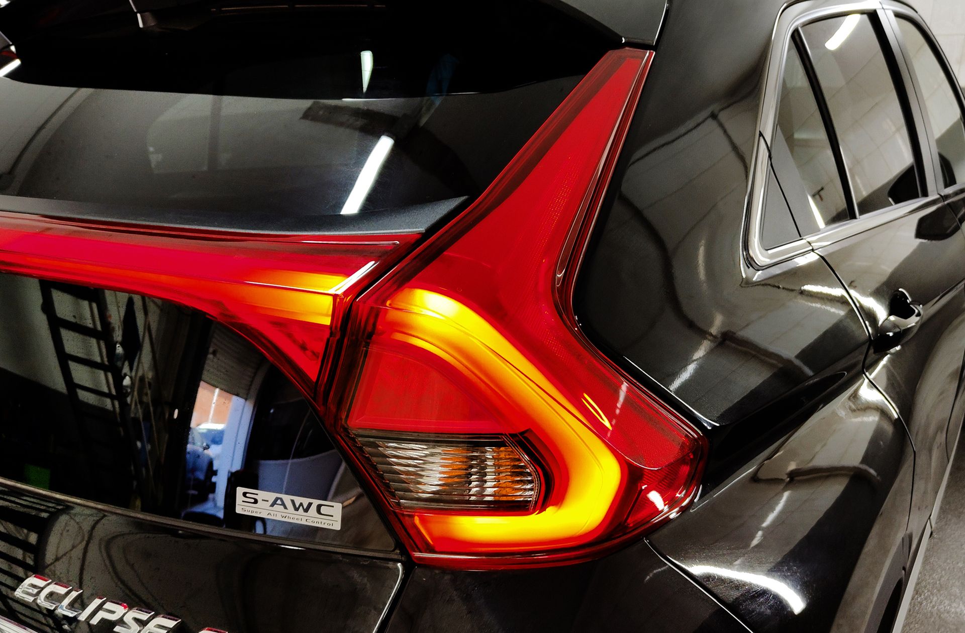 Mitsubishi Eclipse Cross 150T Kaiteki 4WD CVT - foto 19