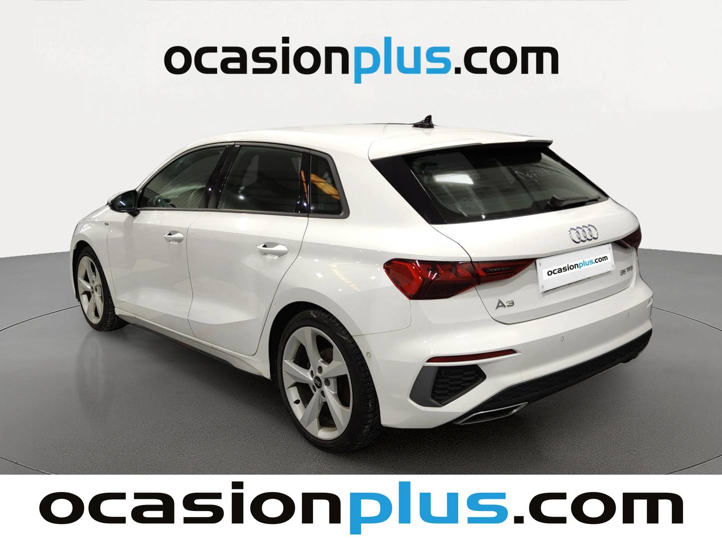 Foto trasera Audi A3 Audi A3 Sportback S line 35 TFSI (150 CV) S tronic derecha
