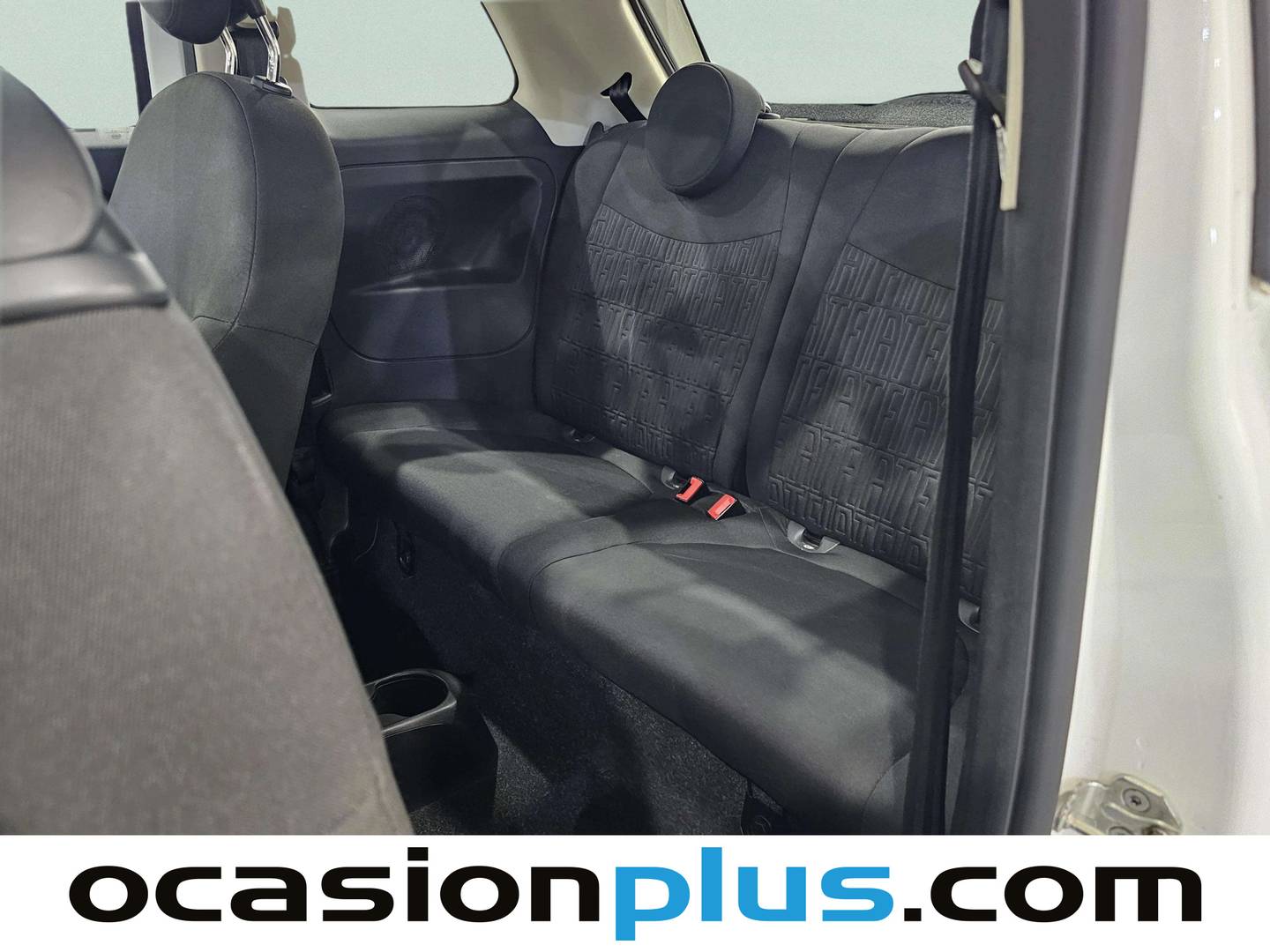 Foto asientos traseros Fiat 500 Fiat 500 1.0 Hybrid Dolcevita (70 CV)