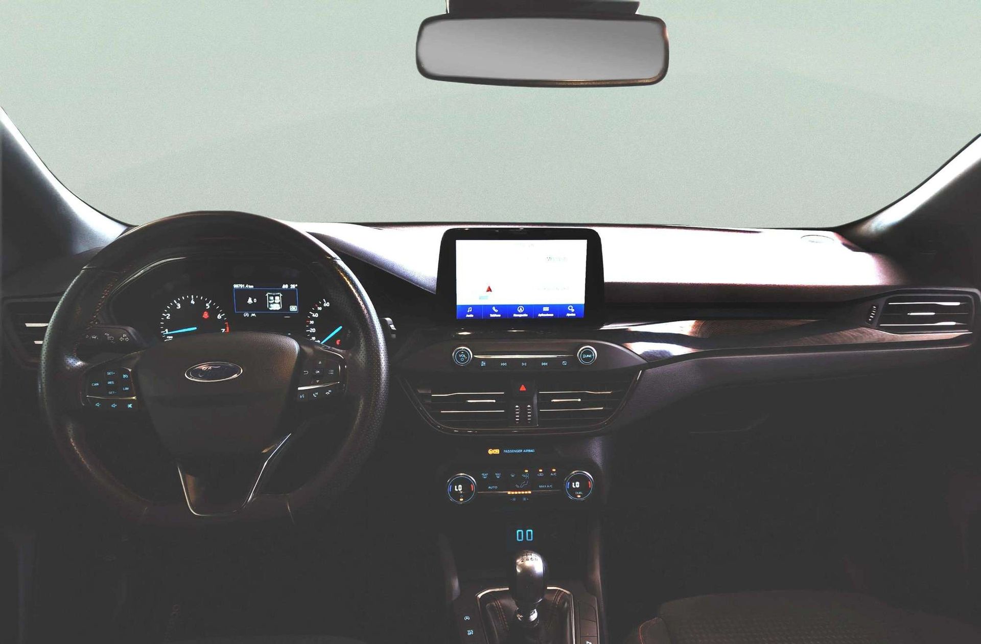 Ford Focus 1.0 EcoBoost MHEV ST-Line X - foto 6
