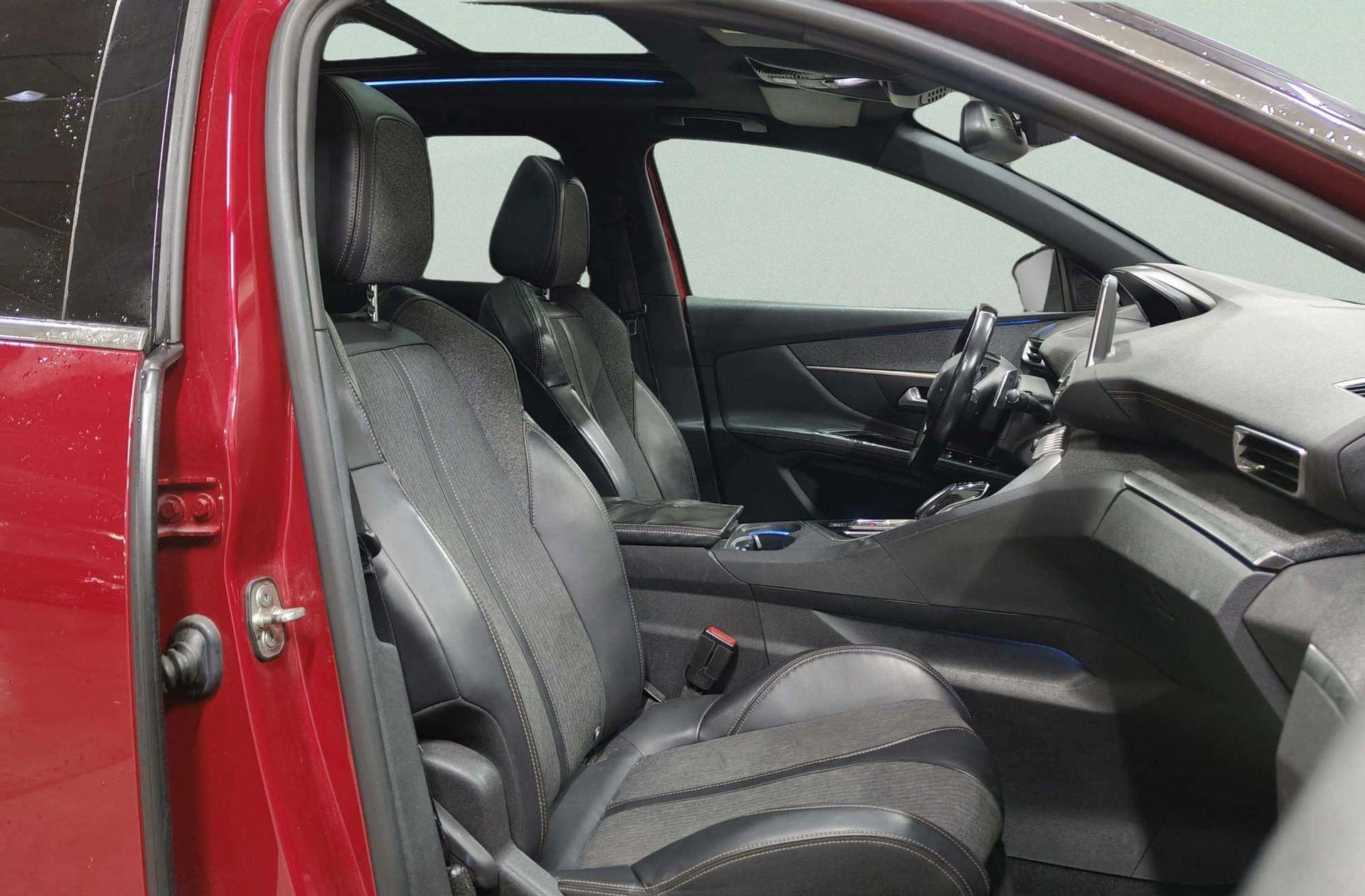 Peugeot 3008 BlueHDi 180 GT Line EAT8 - foto 18
